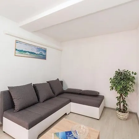Apartment Prpic Vir